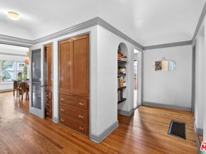 4915 West Boulevard, View Park CA 90043