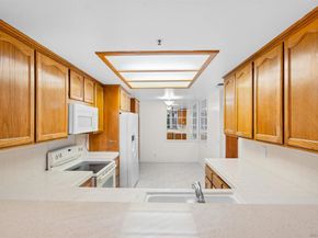 5875 Friars Rd 4201, San Diego CA 92110