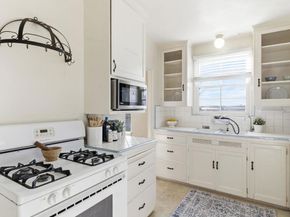 3911 California, San Diego CA 92110