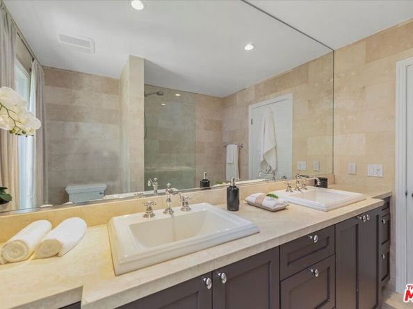 3055 Nichols Canyon Road, Los Angeles CA 90046