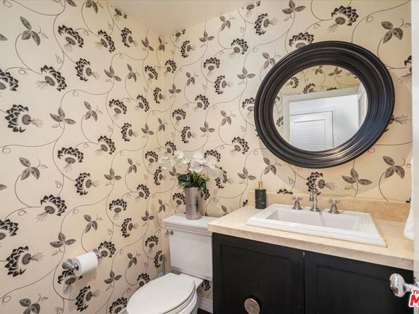 3055 Nichols Canyon Road, Los Angeles CA 90046