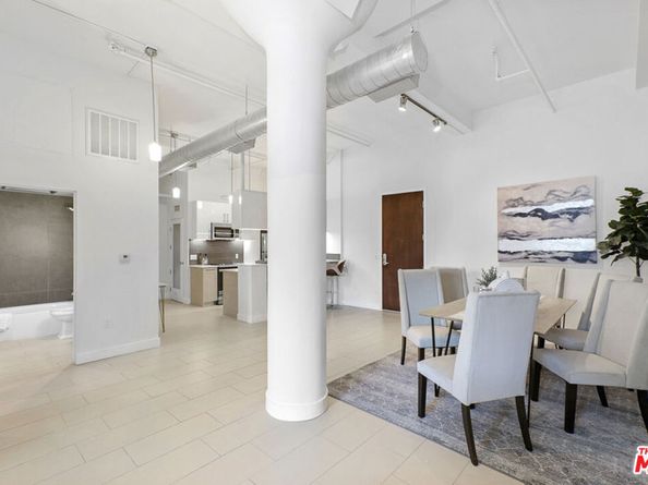 939 S Broadway 207, Los Angeles CA 90015