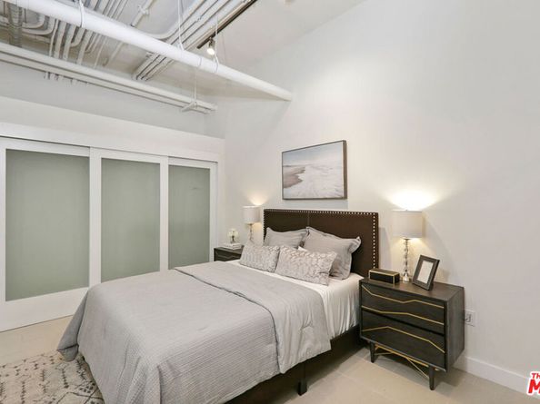 939 S Broadway 207, Los Angeles CA 90015