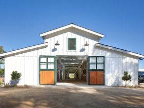 16147 Via De Santa Fe, Rancho Santa Fe CA 92067