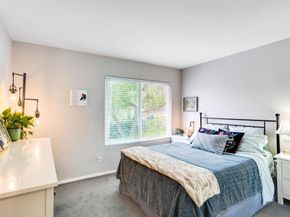 10462 Caminito Rimini, San Diego CA 92129