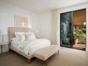 8633 Ruette Monte Carlo, La Jolla CA 92037