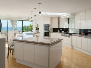 8633 Ruette Monte Carlo, La Jolla CA 92037