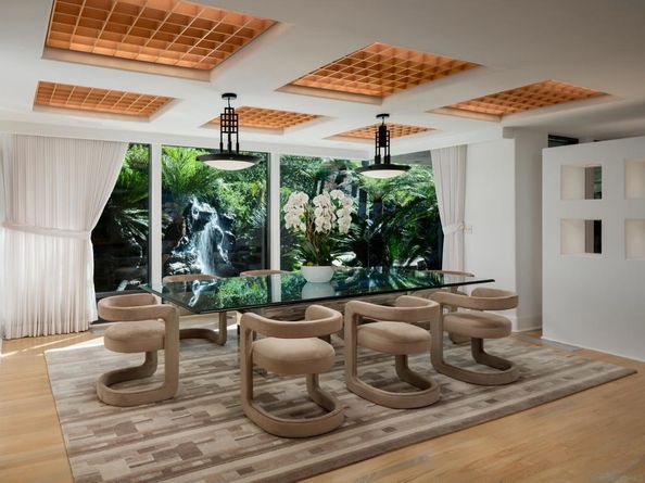 8633 Ruette Monte Carlo, La Jolla CA 92037
