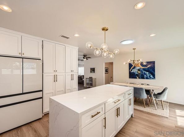 3325 Canon St, San Diego CA 92106