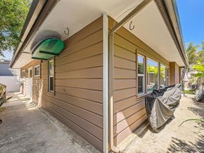 3325 Canon St, San Diego CA 92106