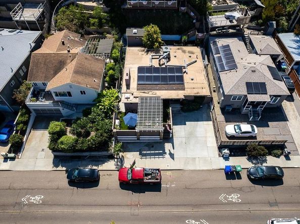 3325 Canon St, San Diego CA 92106