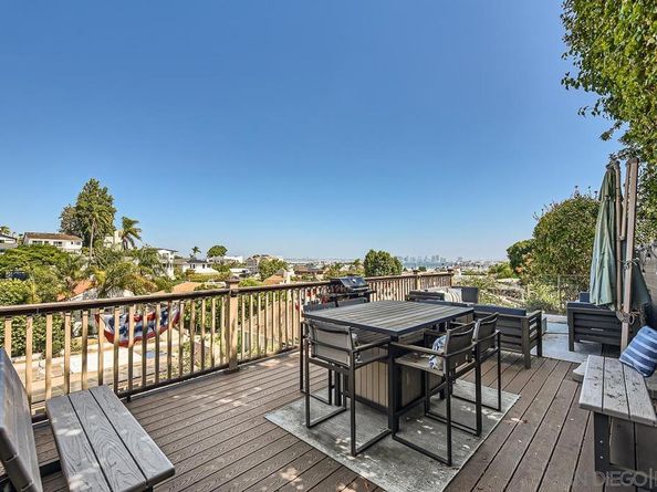 3325 Canon St, San Diego CA 92106