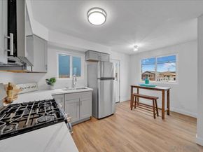 4204 Dwight St, San Diego CA 92105