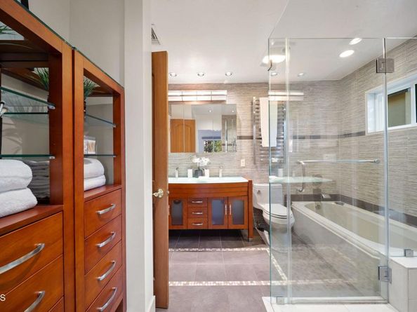 1038 Oban Drive, Los Angeles CA 90065