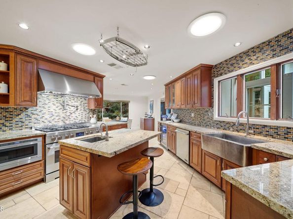 1038 Oban Drive, Los Angeles CA 90065