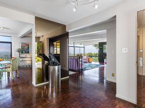1018 Glen Oaks Boulevard, Pasadena CA 91105