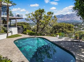 1018 Glen Oaks Boulevard, Pasadena CA 91105