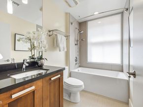 139 S Los Robles Avenue 205, Pasadena CA 91101