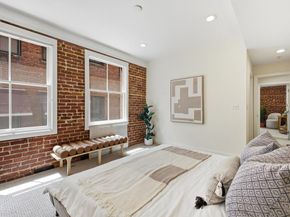 139 S Los Robles Avenue 205, Pasadena CA 91101