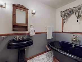 840 N Euclid Avenue, Upland CA 91786