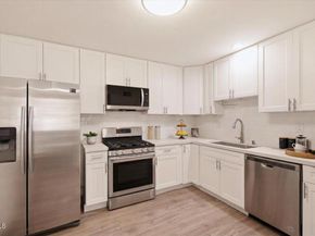 10720 Ohio Avenue 1, Los Angeles CA 90024