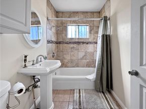 2676 Roseview, Los Angeles CA 90065