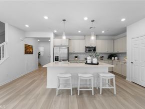 3918 E E Cambria Privado, Ontario CA 91761