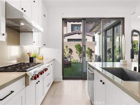 217 Piazza, Irvine CA 92602