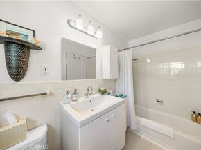 5528 Village Green, Los Angeles CA 90016