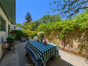 5528 Village Green, Los Angeles CA 90016