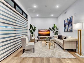 178 S Euclid Avenue 202, Pasadena CA 91101