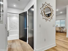 178 S Euclid Avenue 202, Pasadena CA 91101