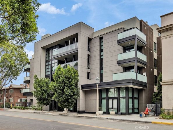 178 S Euclid Avenue 202, Pasadena CA 91101