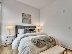 178 S Euclid Avenue 202, Pasadena CA 91101