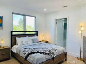 325 N Union Avenue, Los Angeles CA 90026