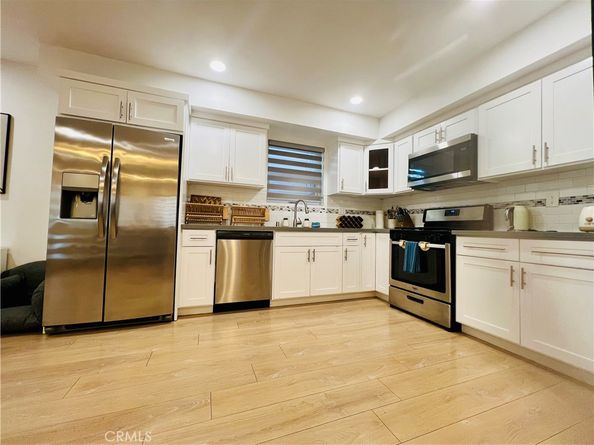 325 N Union Avenue, Los Angeles CA 90026