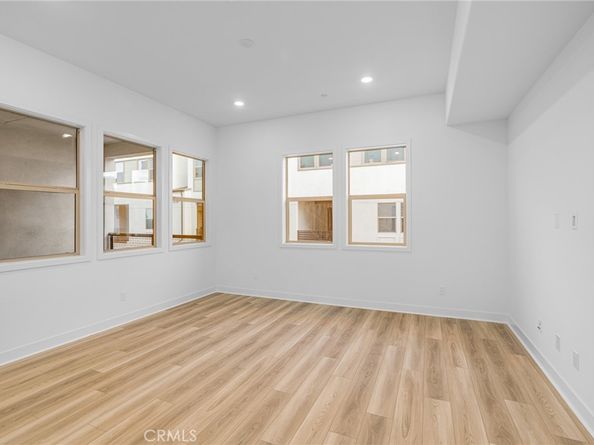 1888 Hollyleaf Ter, Montebello CA 90640