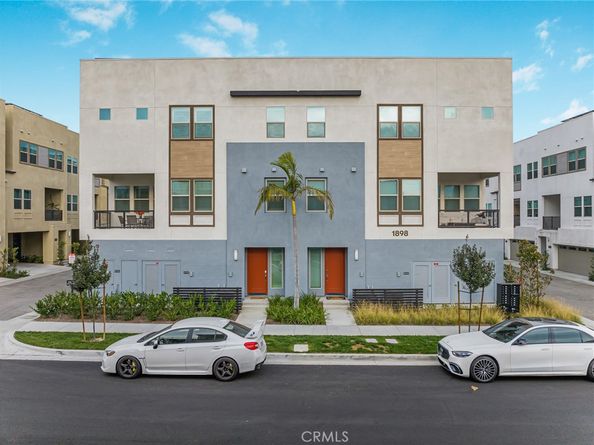 1888 Hollyleaf Ter, Montebello CA 90640