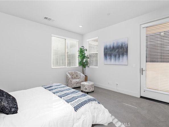 121 Novel, Irvine CA 92618