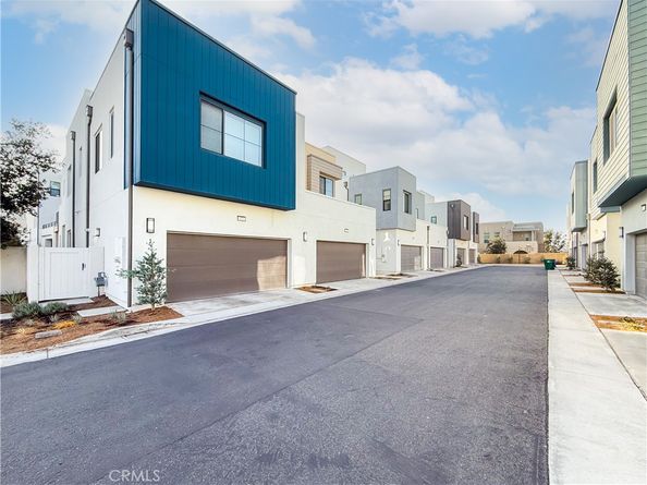 121 Novel, Irvine CA 92618