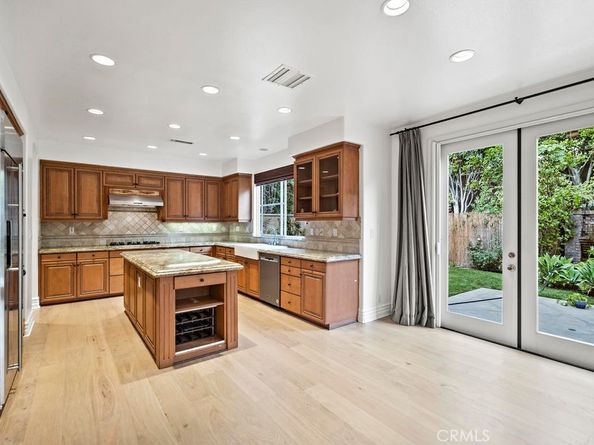33 Modesto, Irvine CA 92602