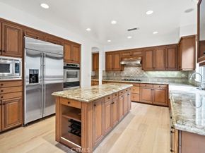 33 Modesto, Irvine CA 92602