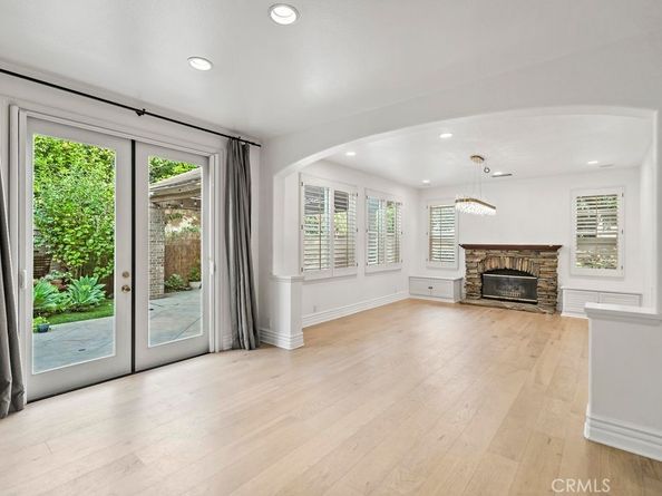 33 Modesto, Irvine CA 92602
