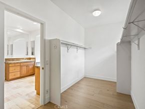 33 Modesto, Irvine CA 92602