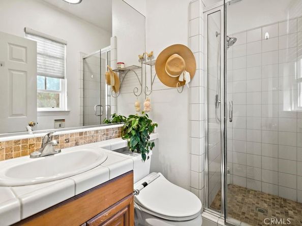 33 Modesto, Irvine CA 92602