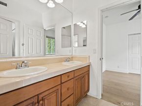 33 Modesto, Irvine CA 92602