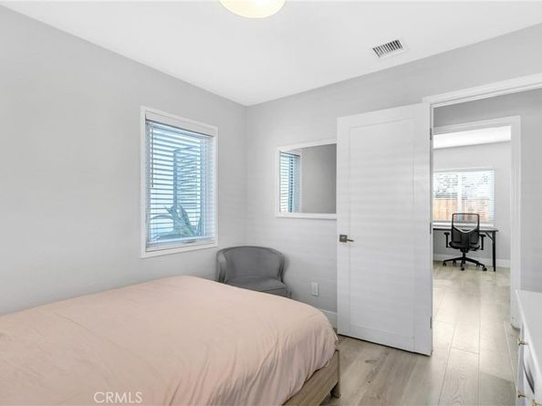 5754 Satsuma Avenue, North Hollywood CA 91601