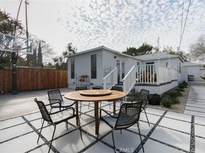 5754 Satsuma Avenue, North Hollywood CA 91601