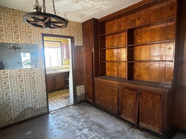 4556 W 164th Street, Lawndale CA 90260