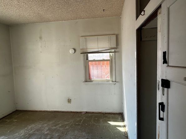 4556 W 164th Street, Lawndale CA 90260